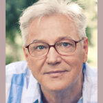 Frauentagsfeier am 8. März 2026 im Marstall Neubrandenburg mit Sänger Gerd Christian.