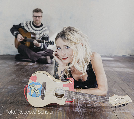 Sarah Lesch lädt am 19. November 2026 zum Wunschkonzert in den Marstall Neubrandenburg ein.